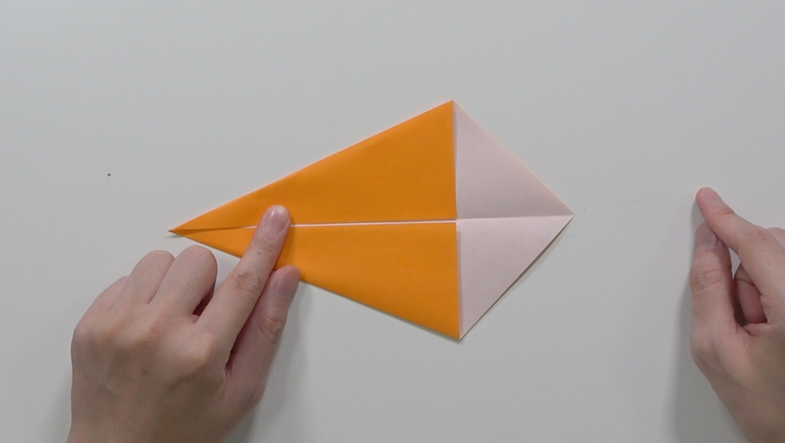 吉本芸人span マコトの子どもと折り紙 にんじん の折り方 動画 ほいくnote