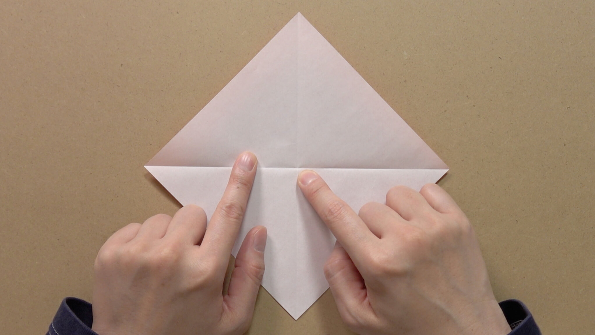 吉本芸人span マコトの一緒に折り紙 カメラ の折り方 動画 ほいくnote